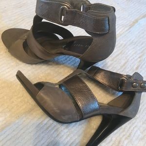 Nine West silver grey heels 7